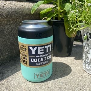 NWT YETI RAMBLER COLDSTER 😍
